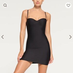 SKIMS Body underwire slip dress - onyx - size small - new with tags